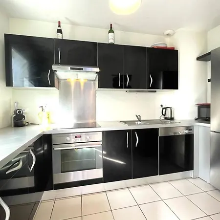 Spacious With Garden Near The Beaches Bidart